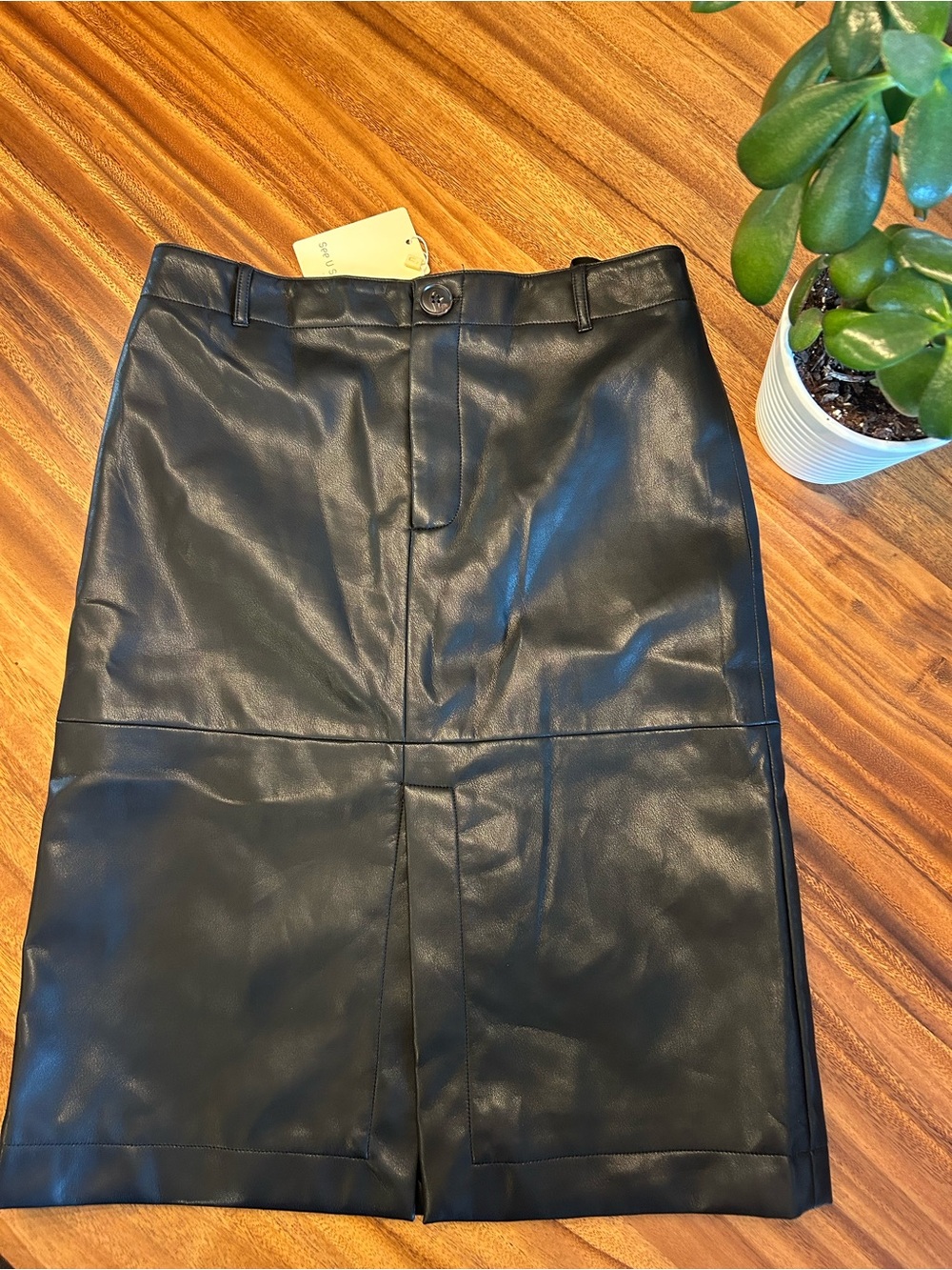 See U Soon Black Faux Leather Pencil Skirt - Women